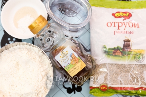 Ингредиенты для хлеба с ржаными отрубями