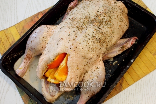 Нафаршировать утку апельсинами