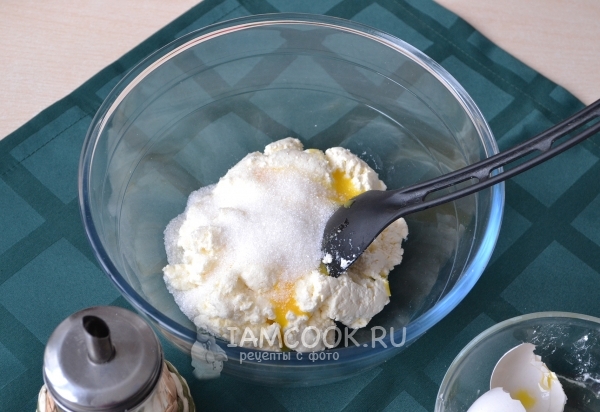 Всыпать сахар