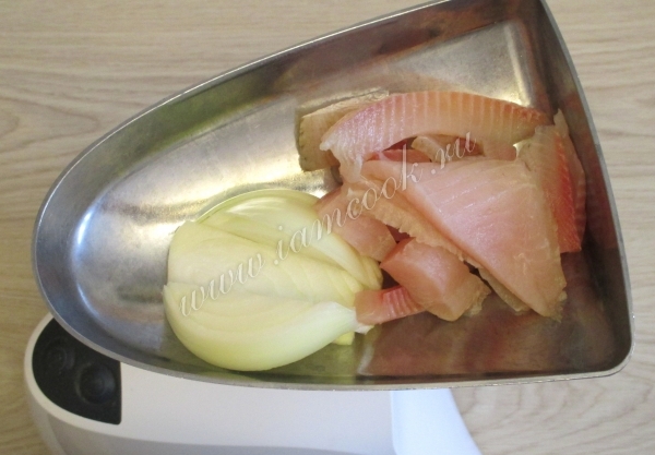 Рыба с луком