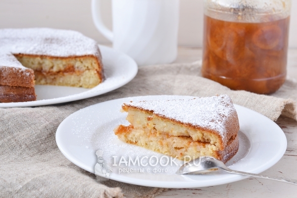 Фото пирога на простокваше с вареньем