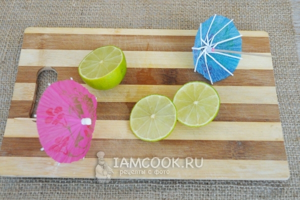 Выжать сок из лайма