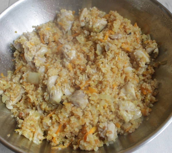 Готовый плов из булгура