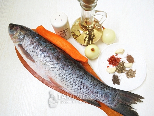 Ингредиенты для белого амура, запеченного в духовке