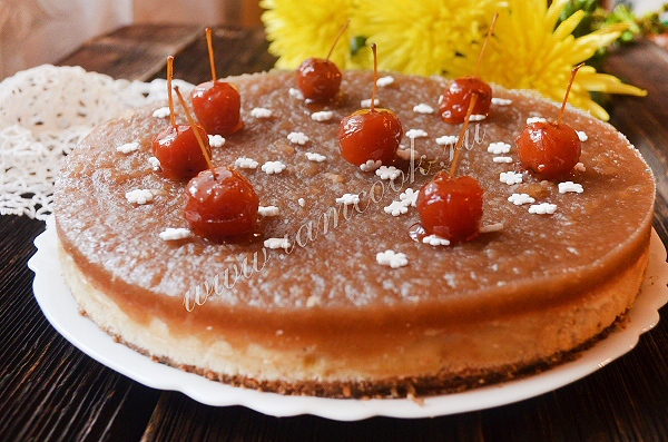 Торт из творога и яблок