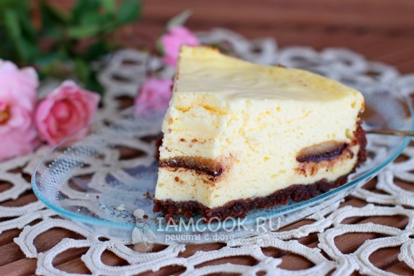 Рецепт творожного пирога с печеньем в мультиварке