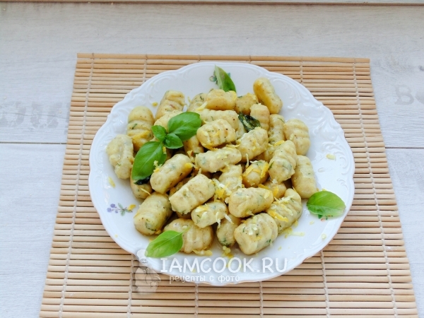 Готовые картофельные ньокки с базиликом