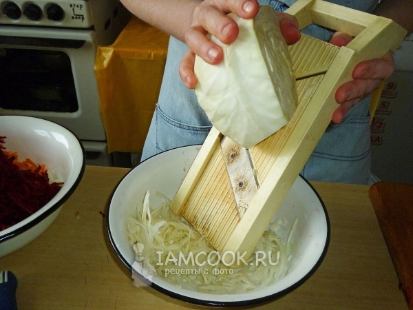 Нашинковать капусту