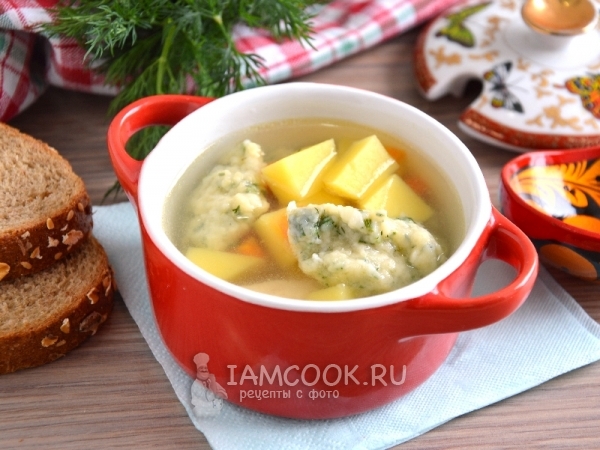 Фото супа с клецками на курином бульоне