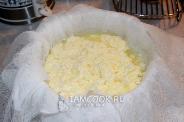 Процедить молочную смесь