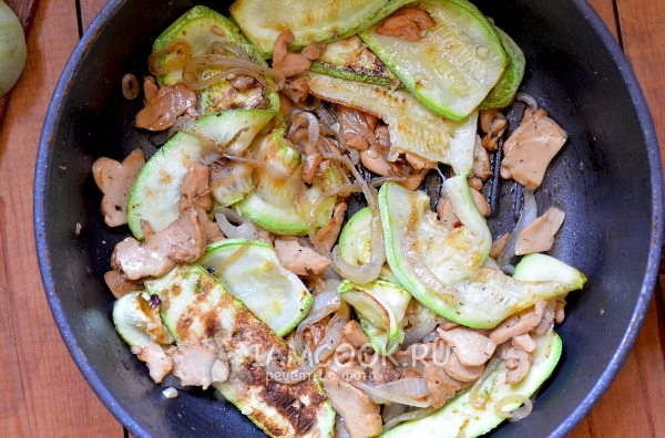 Добавить кабачки