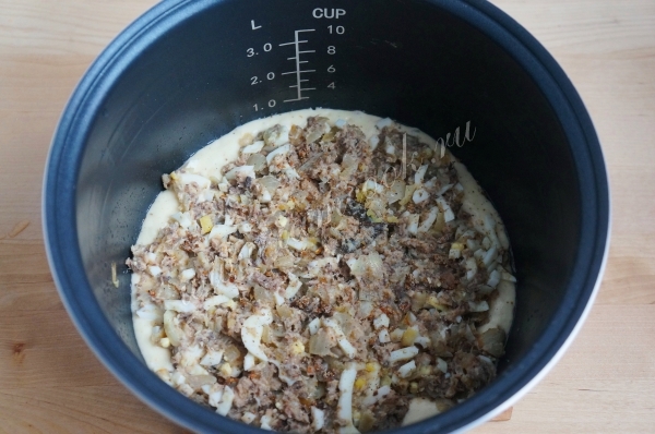 Добавить рыбную консерву