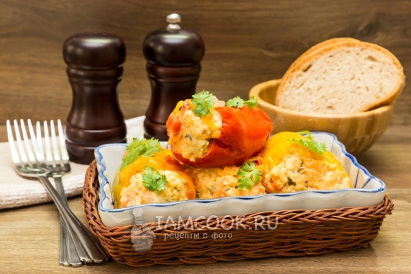 Фото перца, фаршированного куриным фаршем и кускусом