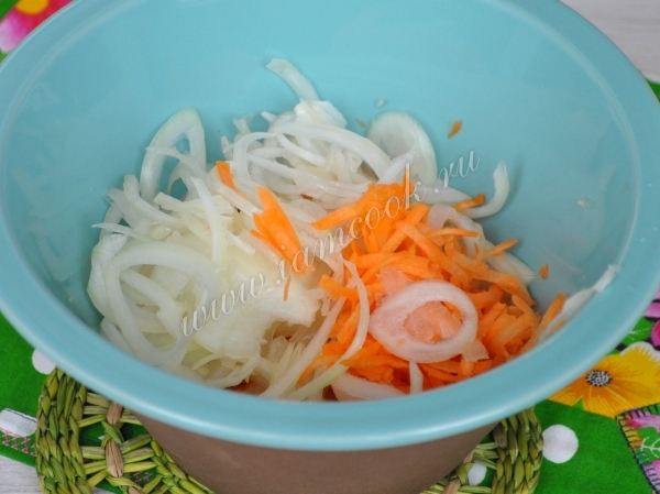 Лук и морковь