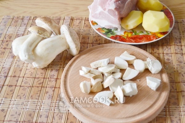 Порезать грибы