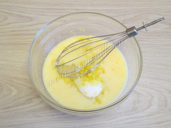 Влить цитрусовый сок