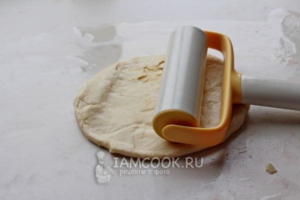 Раскатать тесто