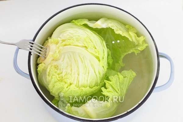 Отделить капустные листья