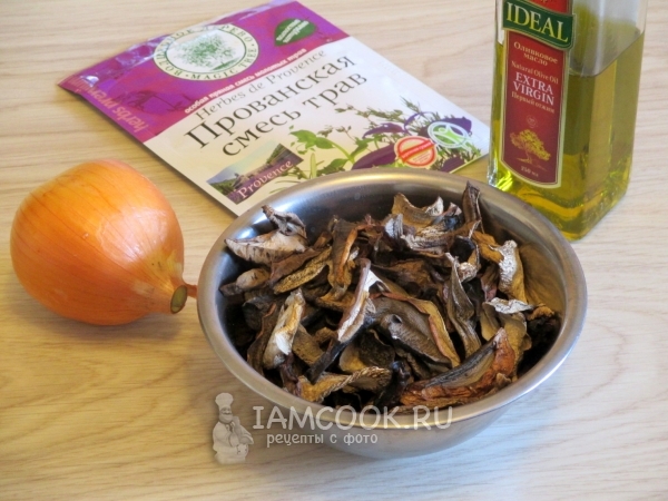 Ингредиенты для икры из сушеных грибов