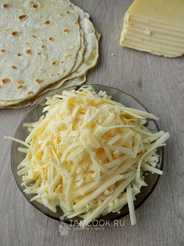 Натереть сыр