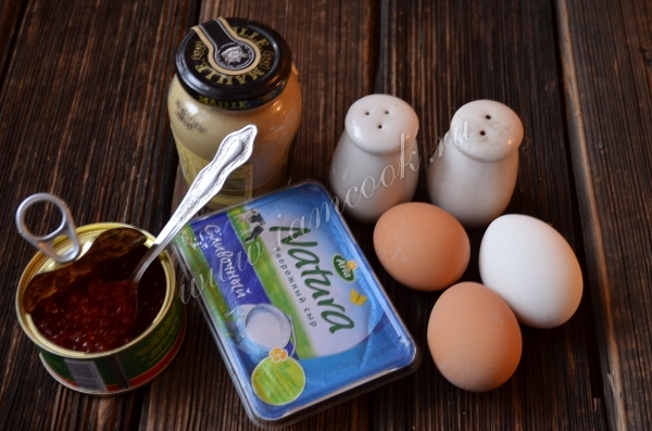 Ингредиенты для фарширования яиц красной икрой