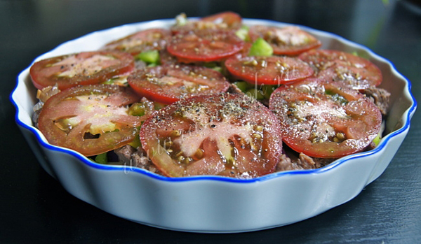 Запекаем говядину с овощами и грибами в духовом шкафу