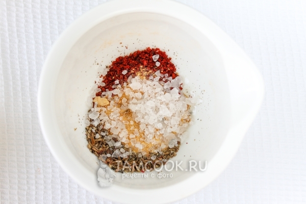 Положить морскую соль