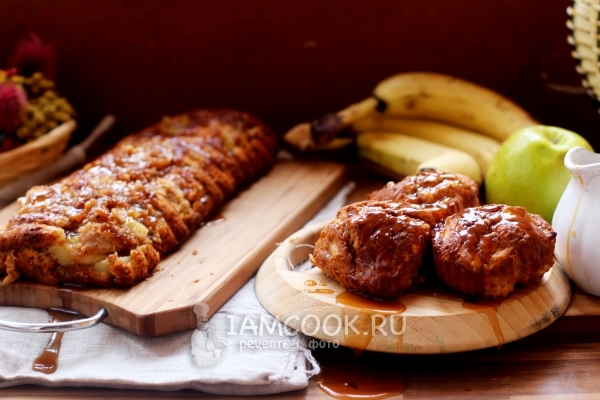 Рецепт бананового кекса с яблоком