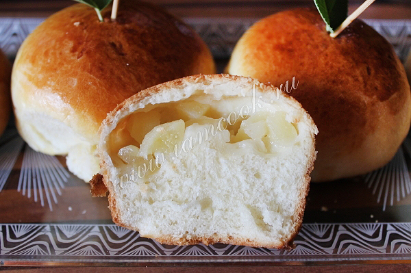 Булочки яблочки в разрезе