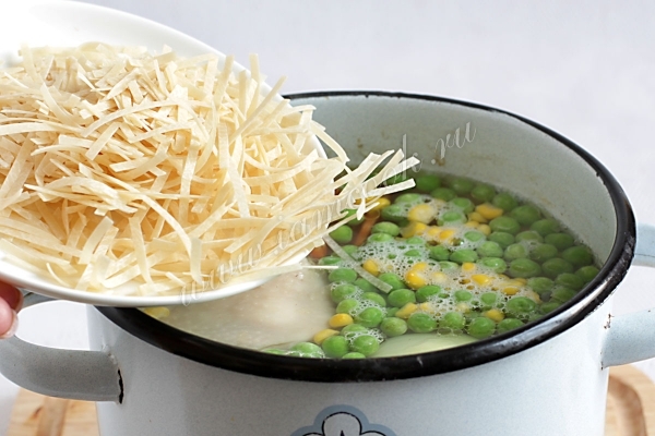 Добавить лапшу