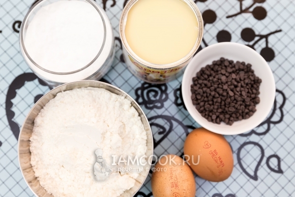 Ингредиенты для кекса на сгущенном молоке