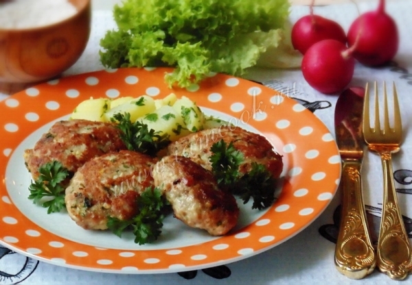 Рецепт котлет с сыром и отварным яйцом