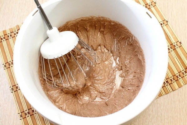 Добавить муку и какао