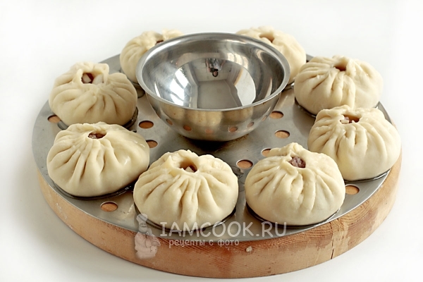 Положить буузы на паровое кольцо