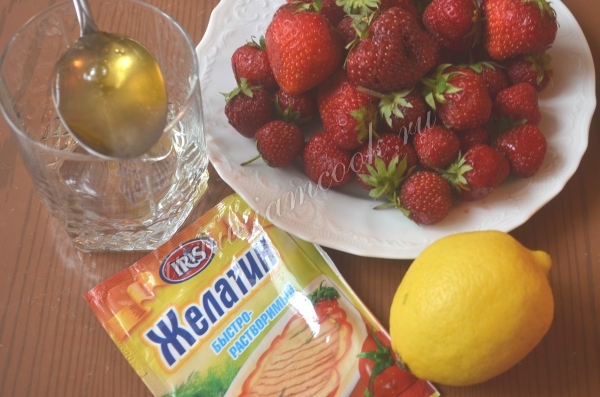 Ингредиенты для клубничного мусса