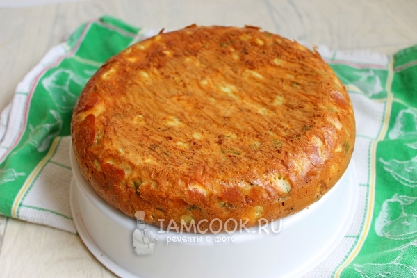 Пирог с яйцами и зеленью в мультиварке