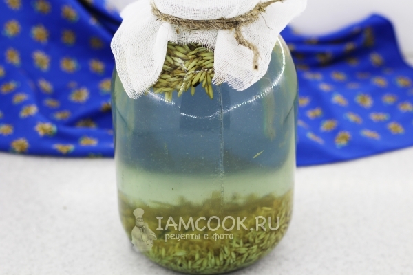 Влить воду к овсу