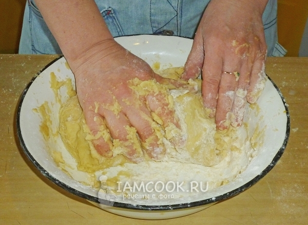 Замесить тесто
