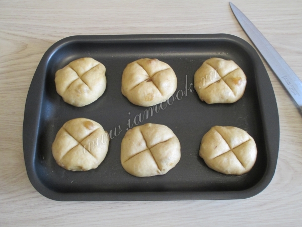 Булочки на противне