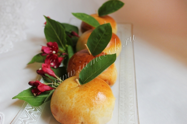 Рецепт булочек яблочек