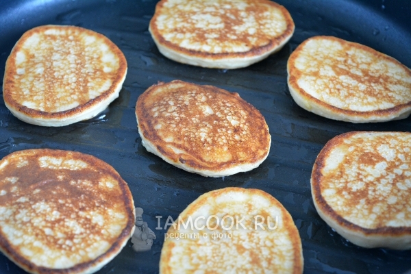 Пожарить оладьи