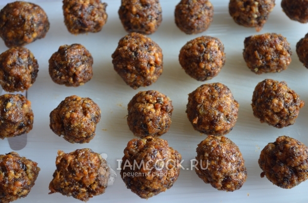 Скатать шарики