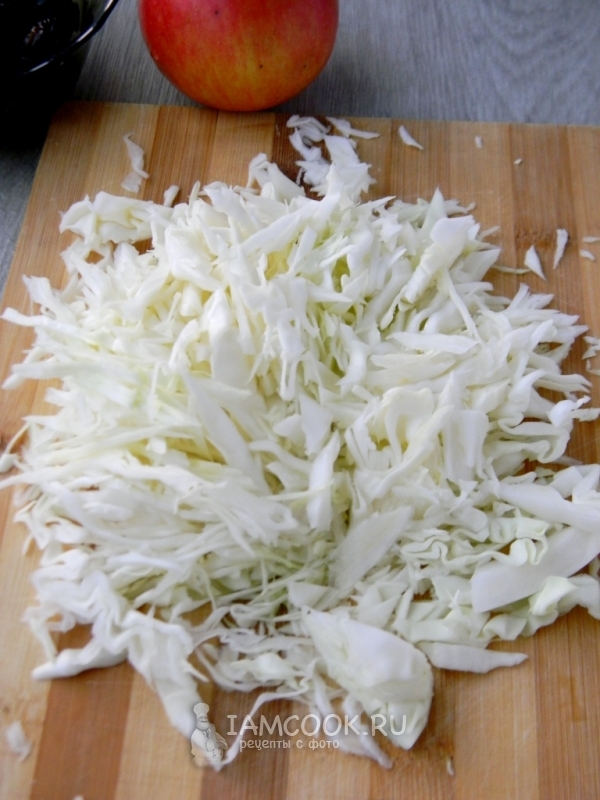 Нарезать капусту