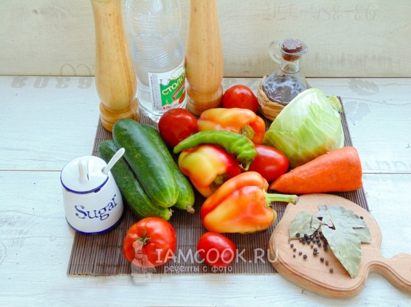 Ингредиенты для «Кубанского» салата на зиму