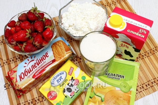 Ингредиенты для клубничного чизкейка