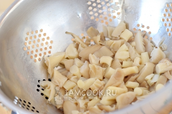 Отварить грибы