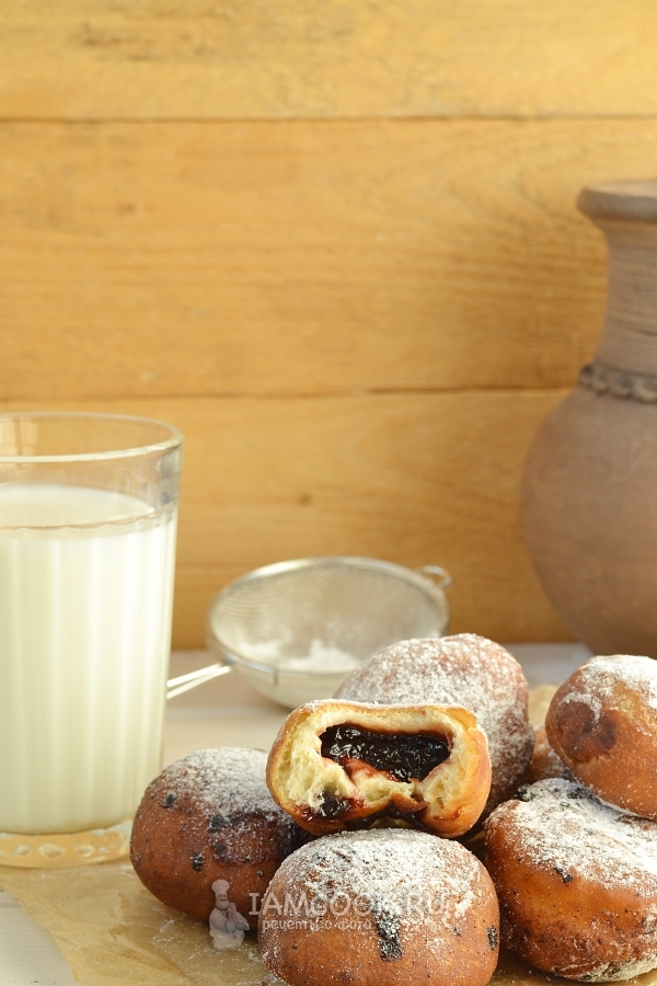 Пончики с начинкой из джема