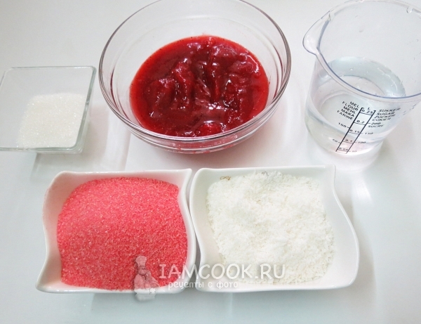 Ингредиенты для мусса из клубники с кокосовой стружкой