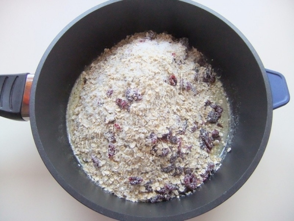 Добавить сухую смесь