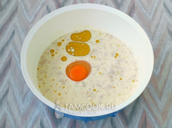 Теплое молоко, вода, масло